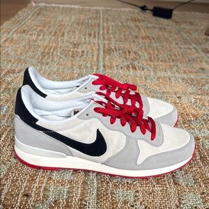 Nike Men's Gray and Red Sneakers